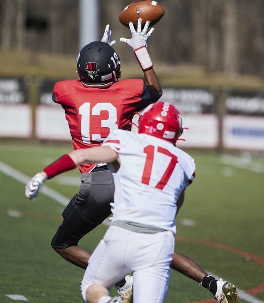 Doody's 3 TD catches keep Marblehead unbeaten, give Rudloff 100th coaching win
